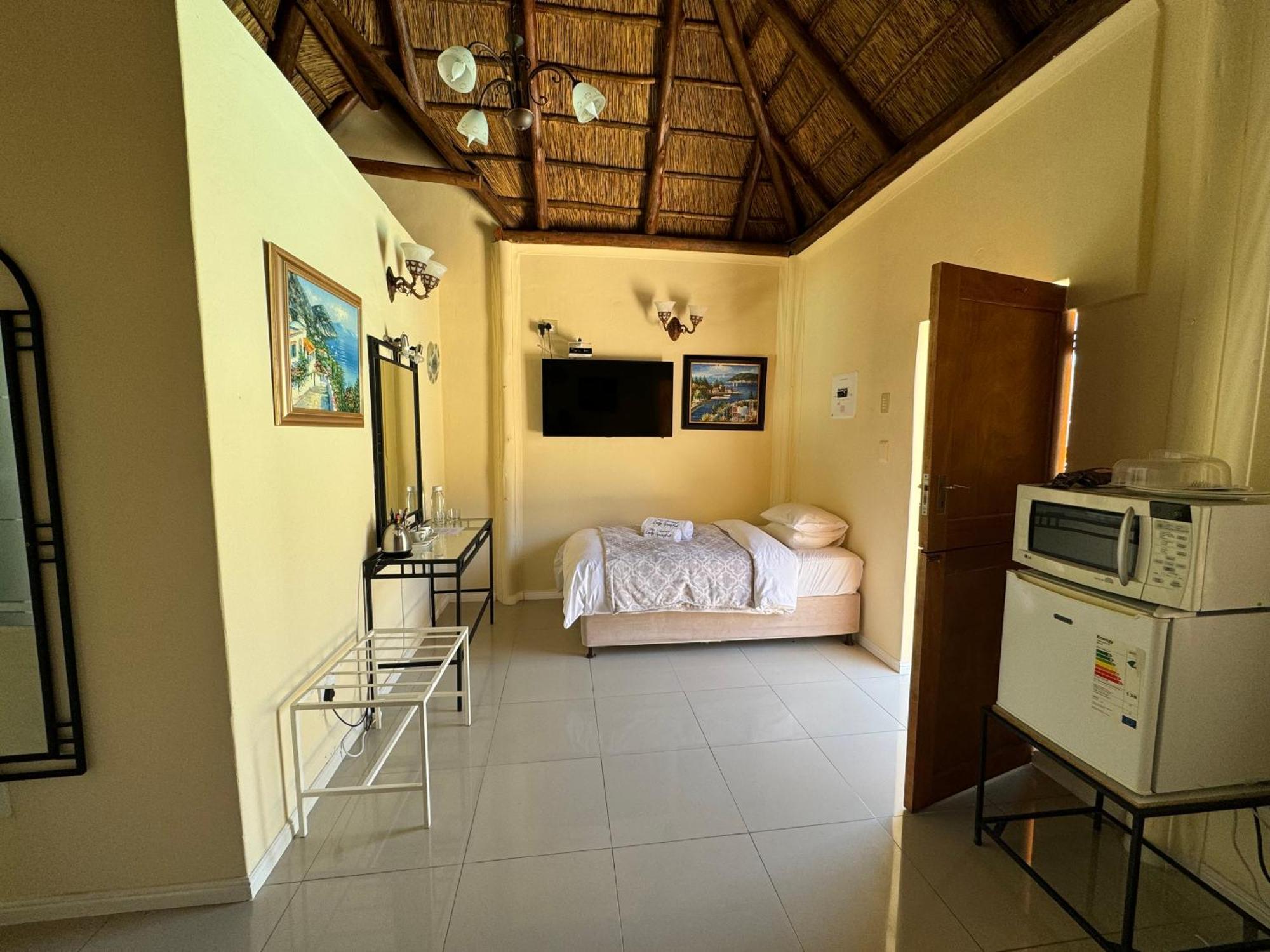 Blue Diamond Lodge & Spa Springbok Exterior photo